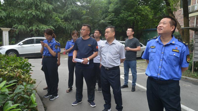 李品带队实地调研结对共建小区文明创建工作_六安市城市管理行政执法