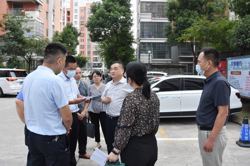 李品深入农贸市场及周边居民小区,背街小巷督查创城工作_六安市城市