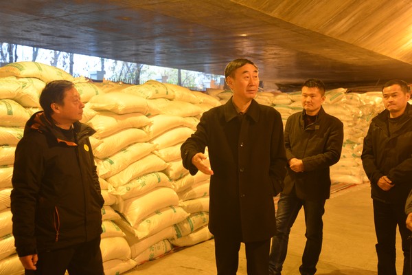 局长杜坤调研窗口服务,市政应急管理及火车站周边绿化提升工作_六安市